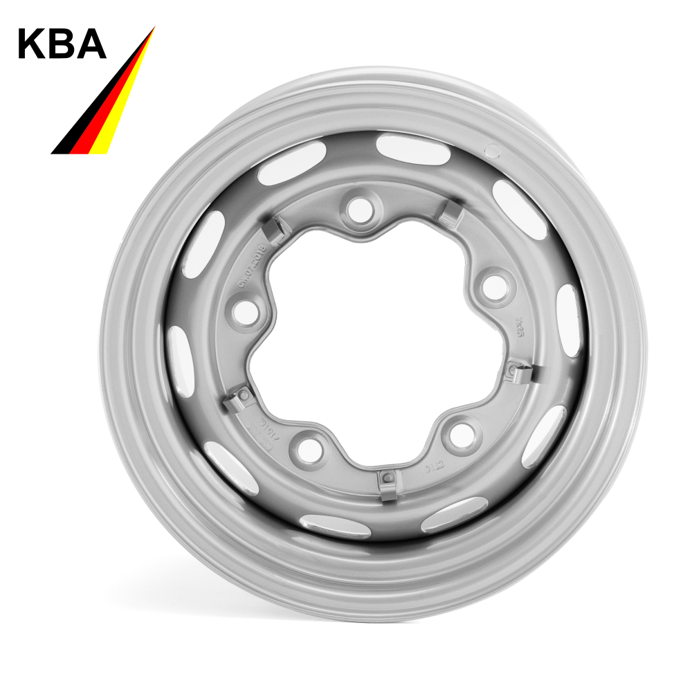 VW 4.5x15" Jante style origine 5x205 ajourée